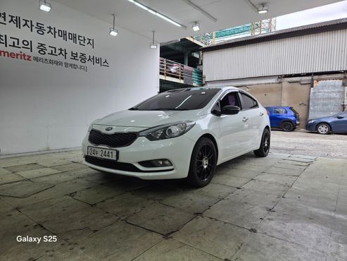 Kia K3 Deluxe — пробег 68 049 км — фото 1 из 5