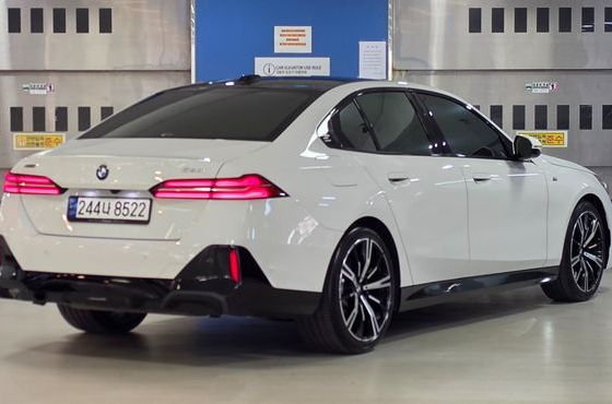 BMW 5-Series 530i xDrive M Sport — пробег 61 667 км — фото 2 из 5