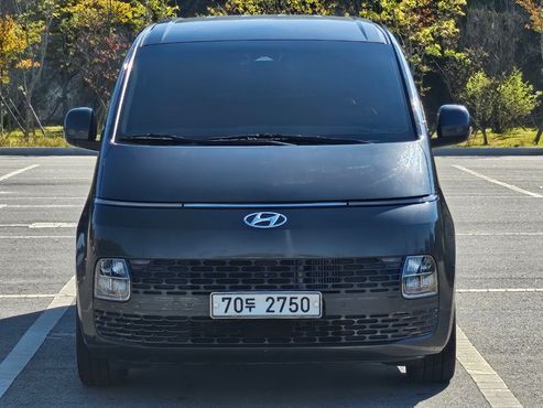 Hyundai Staria Tourer 11-Seater Modern — пробег 302 893 км — фото 2 из 5