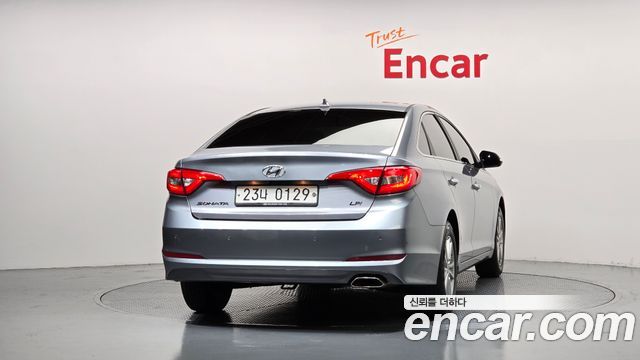 Hyundai Sonata LPI Premium — пробег 174 400 км — фото 4 из 5