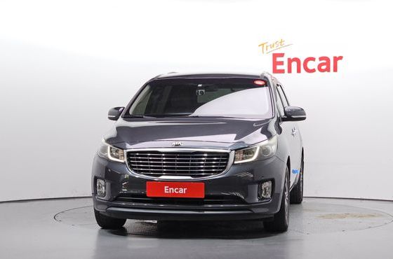 Kia Carnival 11-seater Prestige — пробег 102 467 км — фото 3 из 5