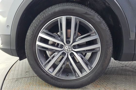 Volkswagen Tiguan 2.0 TDI Prestige — пробег 95 440 км — фото 5 из 5