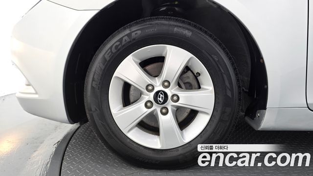 Hyundai Sonata LPi Deluxe — пробег 74 135 км — фото 5 из 5
