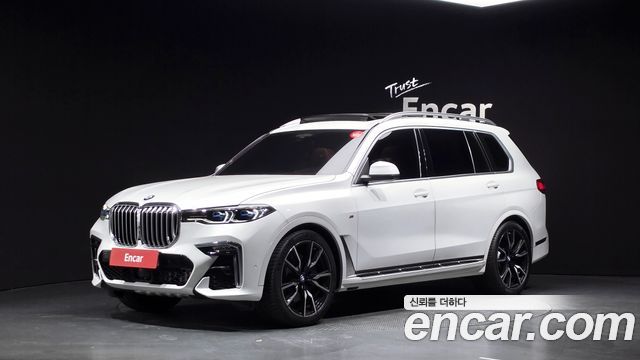 BMW X7 xDrive 40i M Sport 6STR — пробег 105 383 км — фото 1 из 5