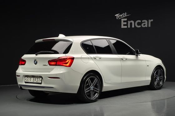 BMW 1-Series 118d Sport 5Door — пробег 53 756 км — фото 2 из 5