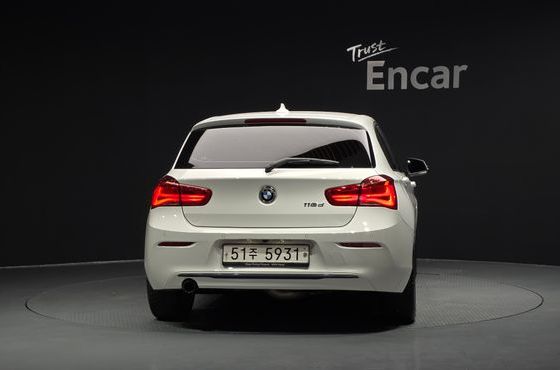 BMW 1-Series 118d Sport 5Door — пробег 53 756 км — фото 4 из 5