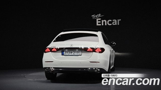 Mercedes-Benz E-Class из Кореи Encar