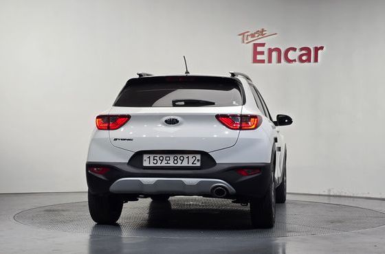 Kia Stonic 1.4 Trendy — пробег 40 543 км — фото 4 из 5