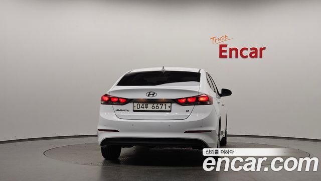 Hyundai AVANTE из Кореи Encar