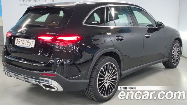 Mercedes-Benz GLC-Class GLC300 4MATIC AMG Line — пробег 7 114 км — фото 2 из 5