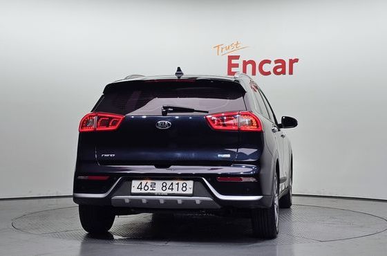 Kia Niro Noblesse — пробег 114 748 км — фото 4 из 5