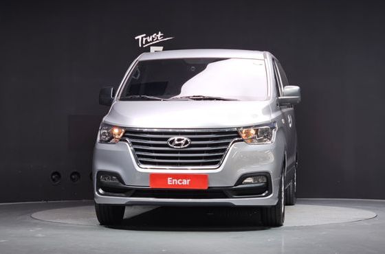 Hyundai Starex Van 3-Seater Smart — пробег 74 629 км — фото 3 из 5
