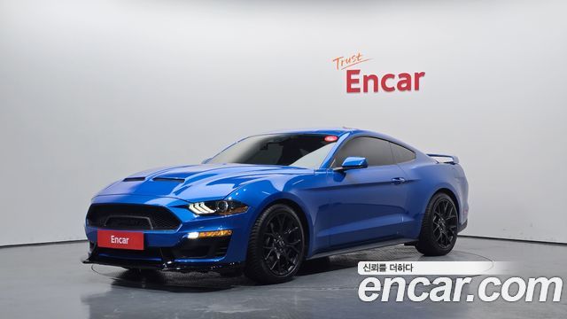 Ford Mustang Coupe — пробег 67 776 км — фото 1 из 5