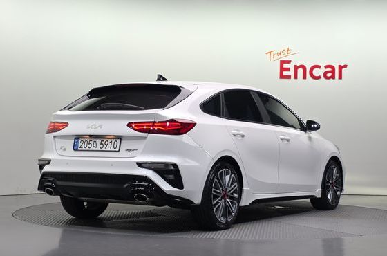 Kia K3 1.6 Turbo GT 5Door Signature — пробег 63 280 км — фото 2 из 5