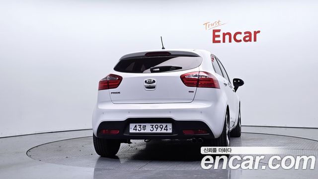 Kia pride из Кореи Encar