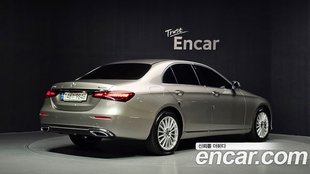 Mercedes-Benz E-Class из Кореи Encar