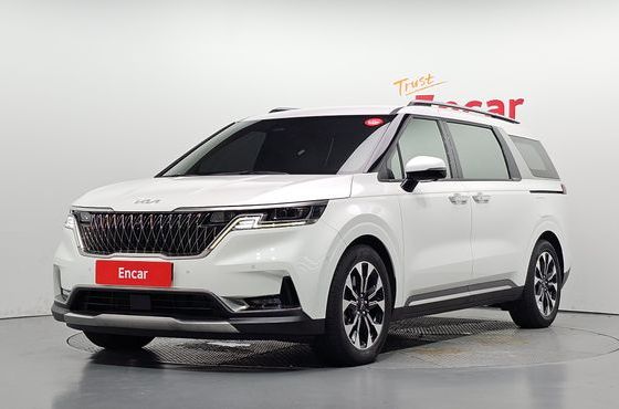 Kia Carnival Diesel 7-Seater Signature — пробег 82 639 км — фото 1 из 5