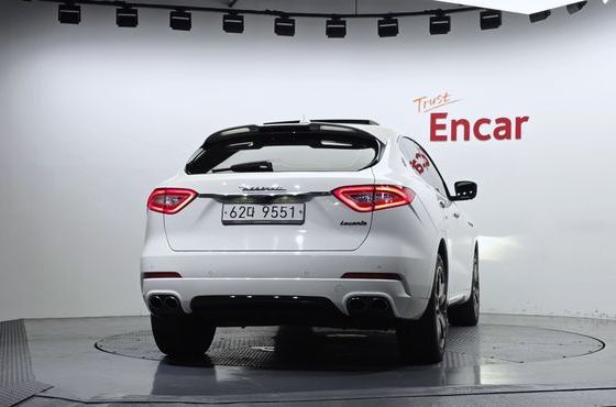 Maserati Levante 3.0 Diesel AWD Sport — пробег 124 448 км — фото 4 из 5