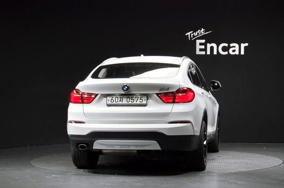 BMW X4 xDrive20d — пробег 72 304 км — фото 4 из 5
