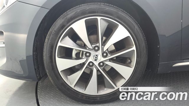 Kia K5 из Кореи Encar
