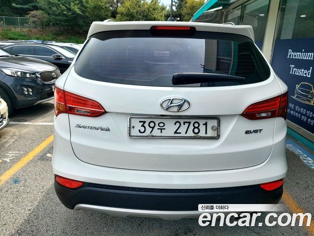 Hyundai Santafe Diesel(e-VGT) 2.0 2WD Exclusive — пробег 245 821 км — фото 4 из 5