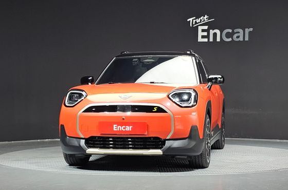 Mini Aceman SE Favoured — пробег 7 836 км — фото 3 из 5