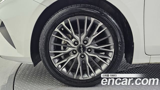 Kia K3 из Кореи Encar