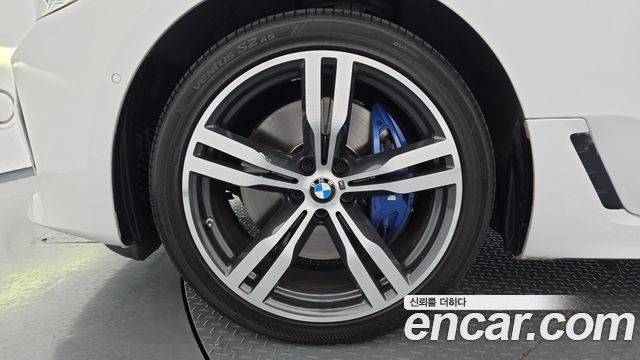 BMW Gran Turismo 630i xDrive M Sport — пробег 77 274 км — фото 5 из 5