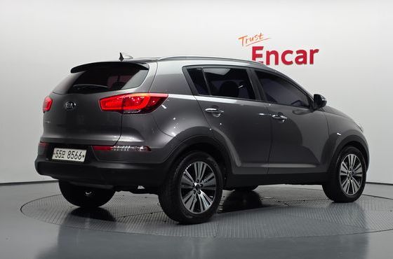 Kia Sportage Diesel 2WD Prestige — пробег 178 026 км — фото 2 из 5
