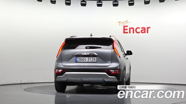 Kia Niro Trendy — пробег 35 205 км — фото 4 из 5