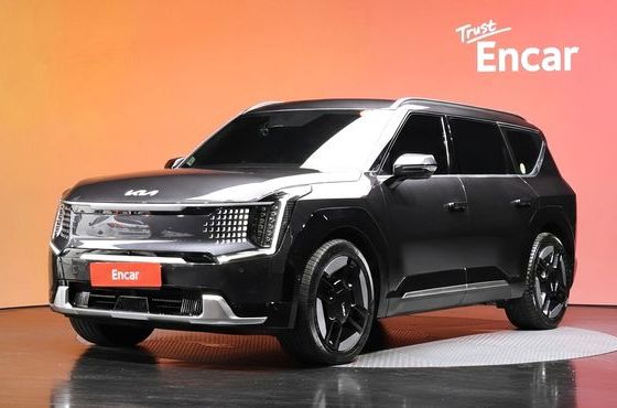 Kia EV9 Long Range 4WD Earth — пробег 32 189 км — фото 1 из 5