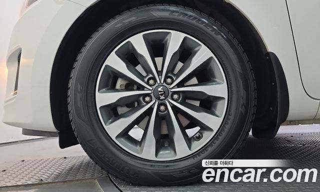 Kia Carnival 11-seater Prestige — пробег 139 620 км — фото 5 из 5