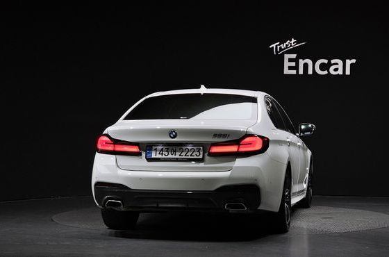 BMW 5-Series 520i M Sport — пробег 57 264 км — фото 4 из 5