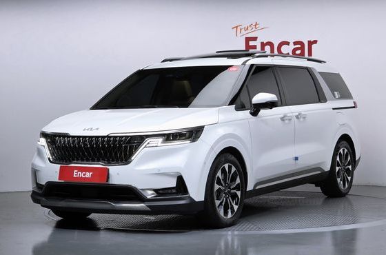 Kia Carnival Diesel 7-Seater Signature — пробег 45 051 км — фото 1 из 5