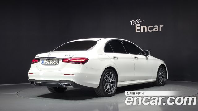 Mercedes-Benz E-Class E220d 4MATIC AMG Line — пробег 95 090 км — фото 2 из 5