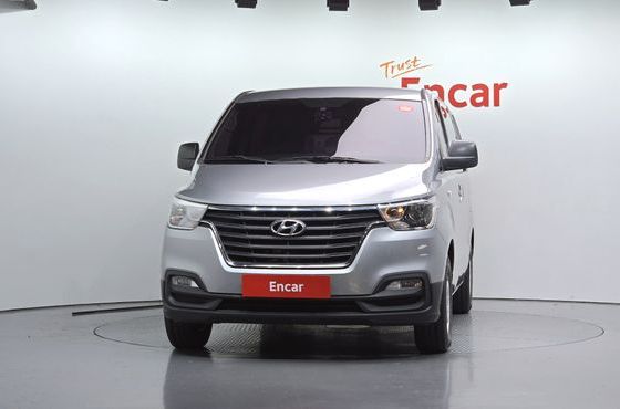 Hyundai Starex Van 5-Seater Style — пробег 209 616 км — фото 3 из 5