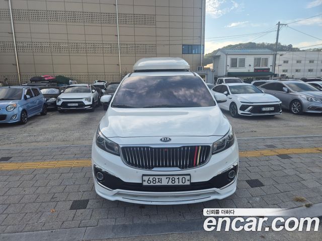 Kia Carnival 9-seater Prestige — пробег 151 650 км — фото 3 из 5