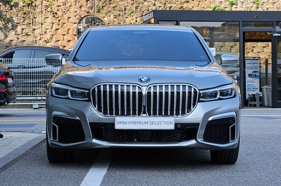 BMW 7-Series 745Le iPerformance M Sport — пробег 25 947 км — фото 3 из 5