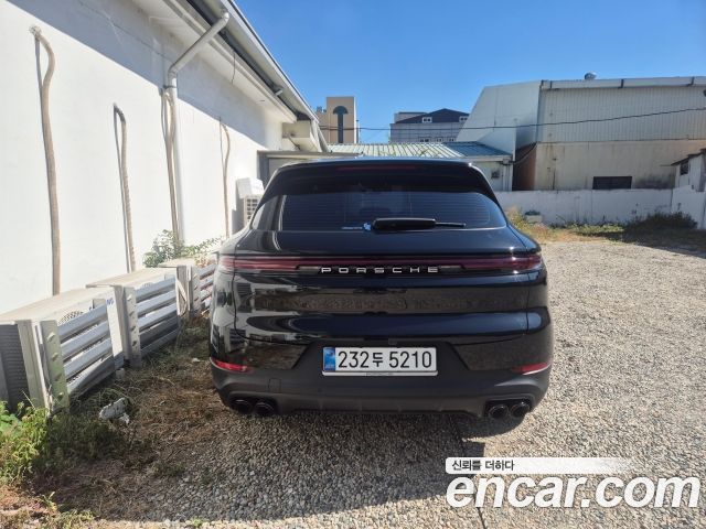 Porsche Cayenne 3.0 S E-Hybrid — пробег 32 236 км — фото 3 из 5