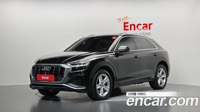 Audi Q8 45 TDI Quattro Premium — пробег 69 658 км — фото 1 из 5