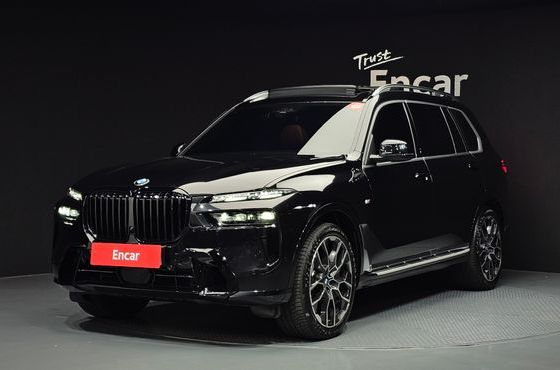 BMW X7 xDrive 40d M Sport 6STR — пробег 9 901 км — фото 1 из 5