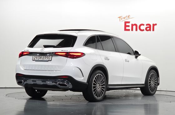 Mercedes-Benz GLC-Class GLC300 4MATIC AMG Line — пробег 26 053 км — фото 2 из 5