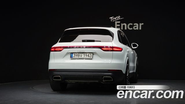 Porsche Cayenne 3.0 — пробег 13 612 км — фото 4 из 5