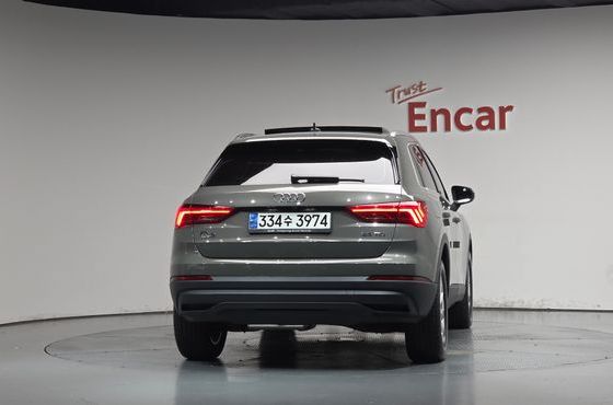 Audi Q3 35 TDI — пробег 17 018 км — фото 4 из 5