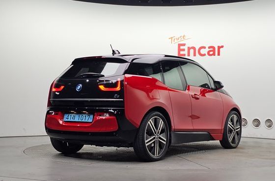 BMW i3 SOL+ — пробег 72 940 км — фото 2 из 5