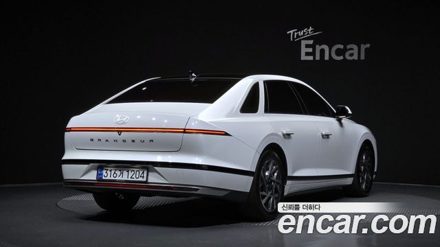 Hyundai Grandeur из Кореи Encar