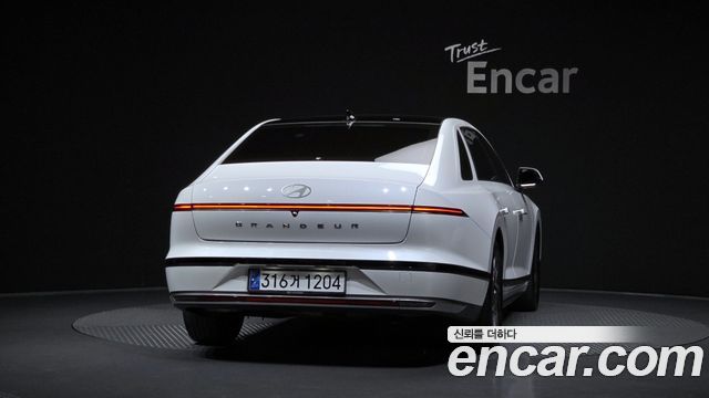 Hyundai Grandeur из Кореи Encar
