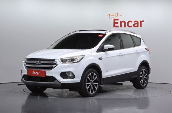 Ford Kuga 2.0 Diesel Titanium — пробег 145 994 км — фото 1 из 5