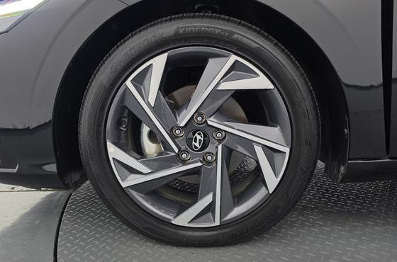 Hyundai AVANTE Modern — пробег 14 530 км — фото 5 из 5