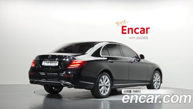 Mercedes-Benz E-Class из Кореи Encar